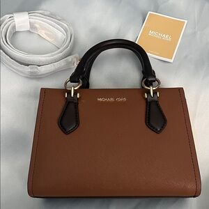 New Michael Kors Marilyn Small LuggageColor-Block Saffiano Leather Messenger Bag